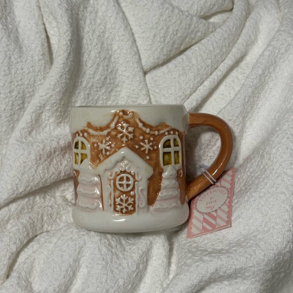 NEW Peppermint and Pine Gingerbread House Mug